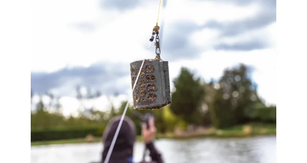 PRESTON - Krmítko Hexmesh Plastic Cage Feeder Large 30 g