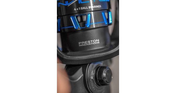 PRESTON - Naviják Invictus Reel 520