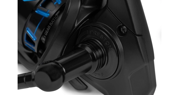 PRESTON - Naviják Invictus Reel 520