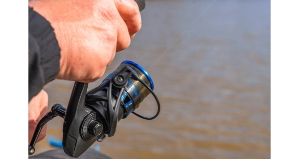 PRESTON - Naviják Invictus Reel 520