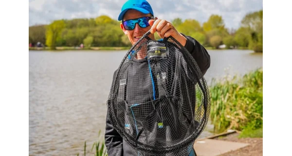 PRESTON - Podběráková hlava Carbon F1 Latex Landing Net 16