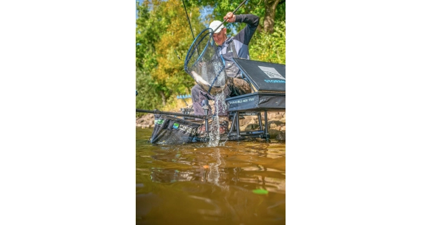 PRESTON - Podběráková hlava Free Flow Landing Net 18''