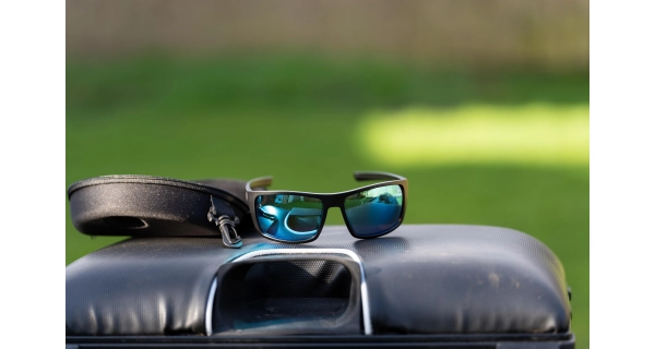 PRESTON - Polarizační brýle Inception Wrap Sunglasses Ice Blue Lens
