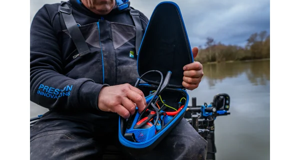 PRESTON - Pouzdro na praky Hardcase Catty Safe