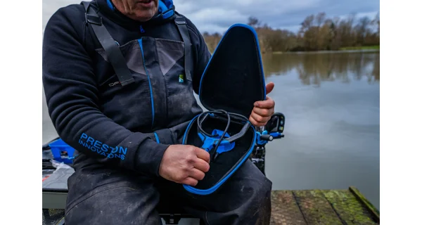 PRESTON - Pouzdro na praky Hardcase Catty Safe