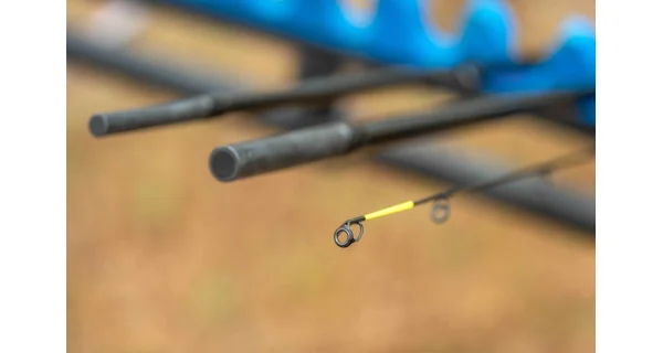 PRESTON - Prut Monster Xtreme Distance Feeder 4,2 m 200 g 3 díly