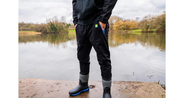 PRESTON - Tepláky Lightweight Joggers vel. L