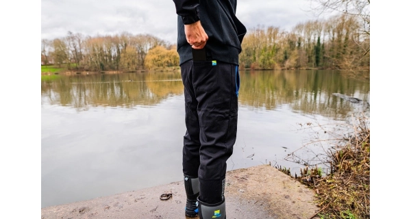 PRESTON - Tepláky Lightweight Joggers vel. L