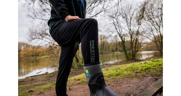 PRESTON - Tepláky Lightweight Joggers vel. L