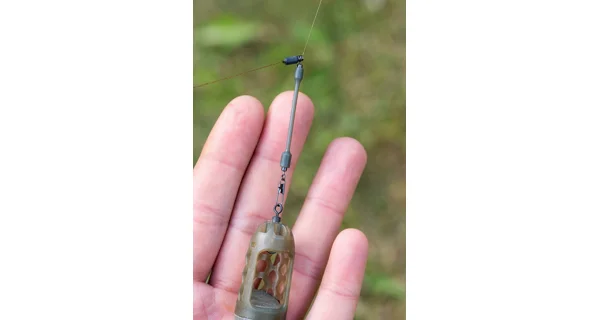PRESTON - Závěska Feeder Links Stiff Long 80 mm 2 ks