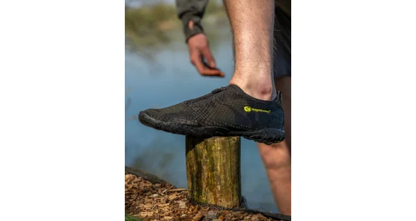 RIDGEMONKEY - Boty APEarel Dropback Aqua Shoes Camo vel. 42