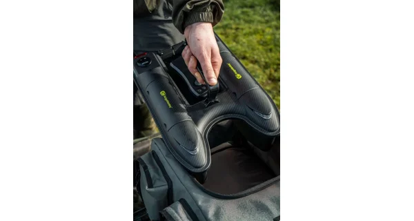 RIDGEMONKEY - Zavážecí loďka Hunter 750 Bait Boat Echo Edition