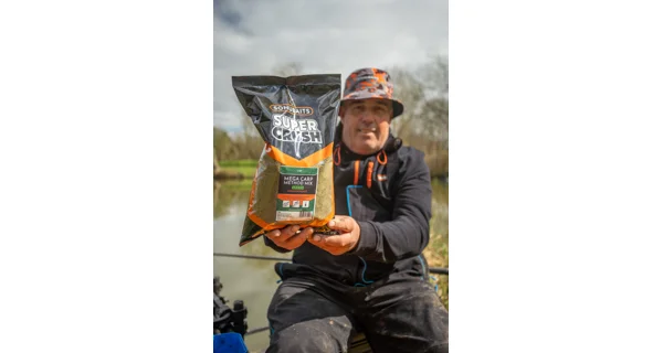 SONUBAITS - Krmítková směs Supercrush Mega Carp Method Mix 2 kg Red