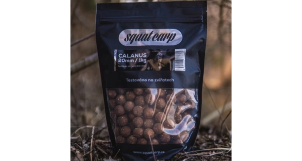SQUAT CARP - Hotové boilies Calanus 1 kg 20 mm