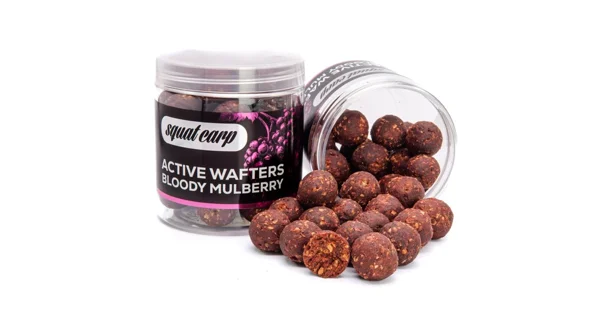 SQUAT CARP - Rozpustné neutrálně vyvážené boilies Active Wafters Bloody Mullberry 20 mm 150 g