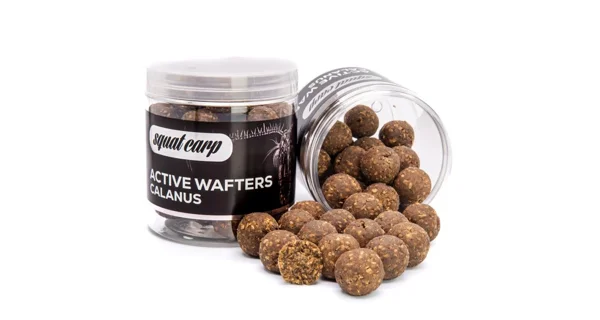 SQUAT CARP - Rozpustné neutrálně vyvážené boilies Active Wafters Calanus 24 mm 150 g
