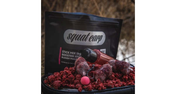 SQUAT CARP - Stick Mix Bloody Mulberry 1 kg + Booster 100 ml