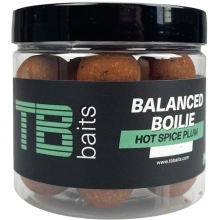 TB BAITS - Vyvážené boilie Balanced Hot Spice Plum 16 mm 100 g
