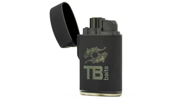 TB BAITS - Zapalovač Camo Carps