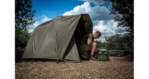 TRAKKER PRODUCTS - Přehoz s kšiltem - Tempest Brolly 100T Skull Cap Wrap