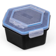 ZEBCO - Krabička na nástrahy se sítkem Secure-Lock Bait Box And Sieve 2 l