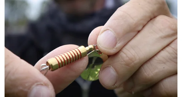 ZEBCO - Třpytka Demonic Spinner 3 g vel. 1 Gold