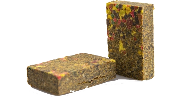 ZFISH - Zakrmovací brikety Strawberry Hemp 220 g